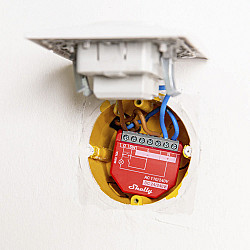 · Unterputz · 1PM Gen4 · Relais · max 16A · 1 Kanal · Messfunktion · WLAN · Matter · Zigbee · Bluetooth