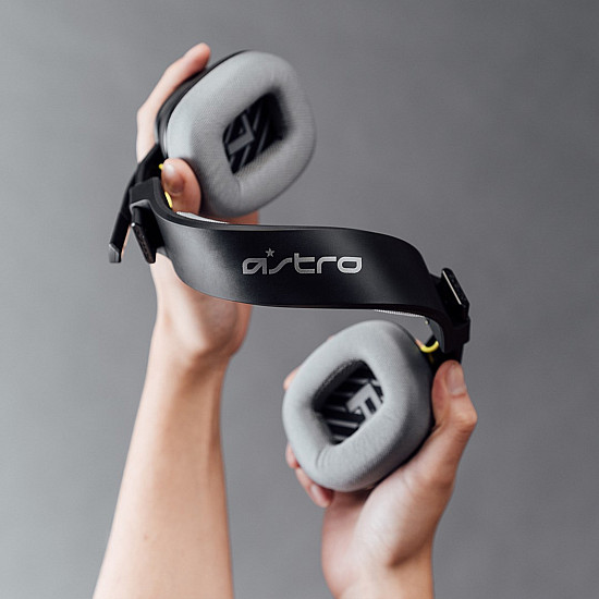 Logitech Astro Gaming A10 Gen 2 Headset full size wired 3.5 mm jack black