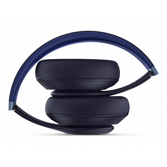 Beats Headphones Studio Pro Bluetooth and 3.5 mm Over-ear Microphone Noise canceling Wireless Navy