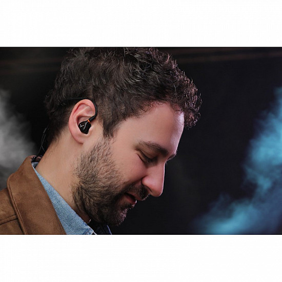 Beyerdynamic Mixing and Critical Listening Earphones with Detachable Connection Cable DT 70 IE 3.5 mm Black