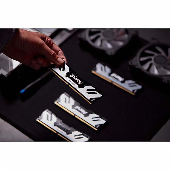 Operatyvinė atmintis Kingston FURY Renegade 32GB DDR5 6400MT/s CL32 (2x16GB)