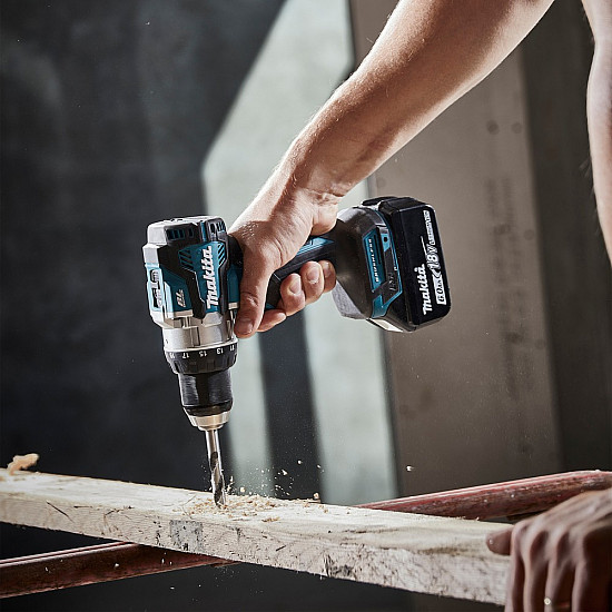 [AI generated title] Makita Ddf489Z Akku Boremaskine 2 Gear 13 Mm Chuck