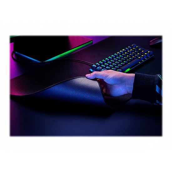 Razer | Strider Gaming Mouse Mat, XXL | Black