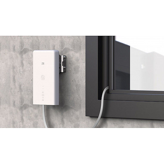 Router MC889 ODU 5G Router + Gecko Window Type Glass Mount Kit