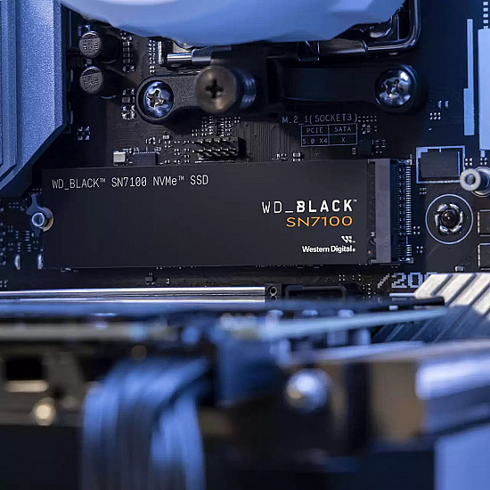 SSD WESTERN DIGITAL Black SN7100 4TB M.2 NVMe Write speed 6700 MBytes/sec Read speed 7000 MBytes/sec TBW 2400 TB WDS400T4X0E-00CJA0