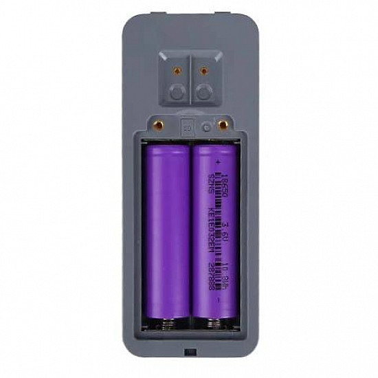 WOOX R18650 is een set van 2 stuks oplaadbare lithium-ion batterijen type 18650