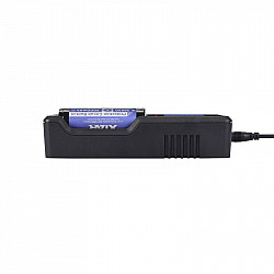 XTAR VC4 Household battery USB