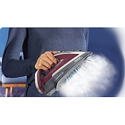 TEFAL FV6870E0 Steam Iron 2800 W Water tank capacity 270 ml Continuous steam 40 g/min Red/Grey